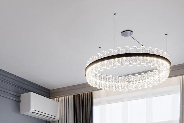 А у вас есть точно такая же, только чёрная?