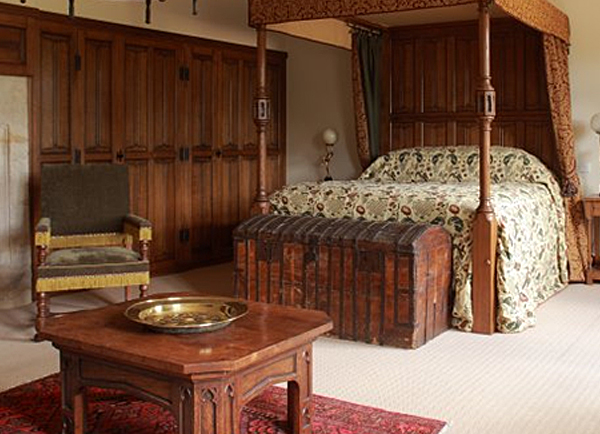 Замковый стиль в интерьере Замковый стиль в интерьере