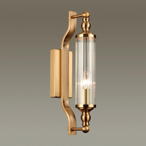 Бра Odeon Light Tolero 4943/1W, раздел каталога Бра с плафоном интернет-магазина Ночи Нет