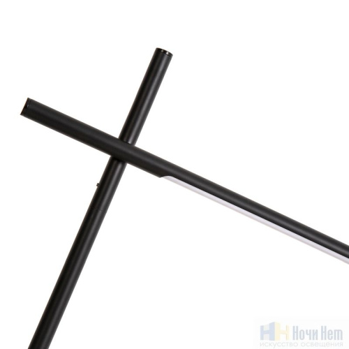 Настольная лампа Favourite Modet 4519-1T, раздел каталога Лампы настольные офисные интернет-магазина Ночи Нет